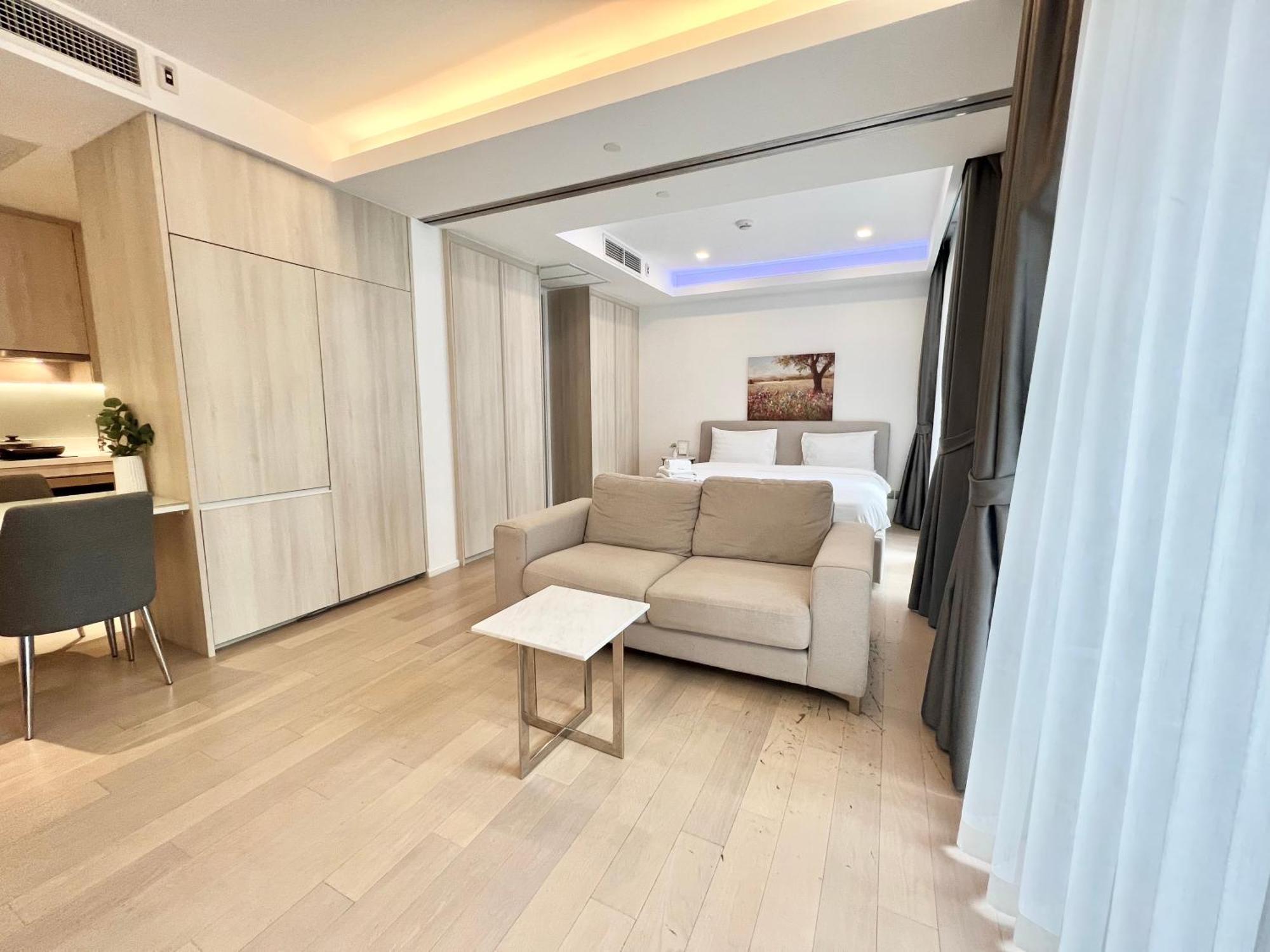 شقة Sukhumvit 11#Luxury#Pool#Gym#Bts Nana&Mrt Sukhumvit#1Br#Max2Ppl بانكوك المظهر الخارجي الصورة